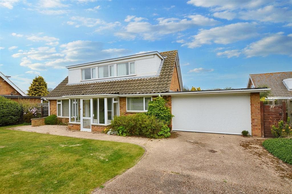 View property at Churchill Crescent, Sheringham