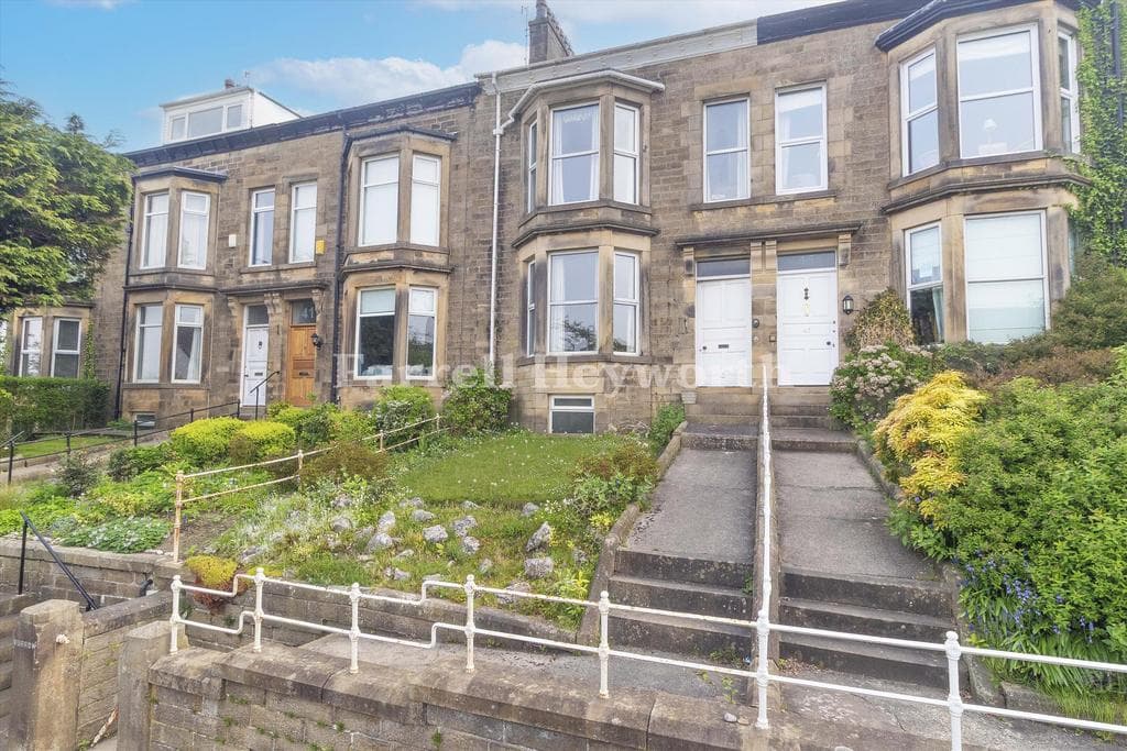 View property at Belle Vue Terrace, Lancaster LA1
