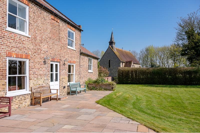 Manor House Farm, York YO42 - Image 2