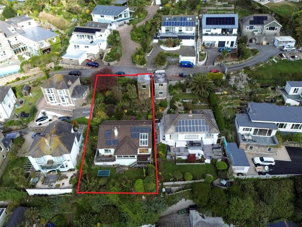 Lescudjack Crescent, Penzance TR18 - Image 5