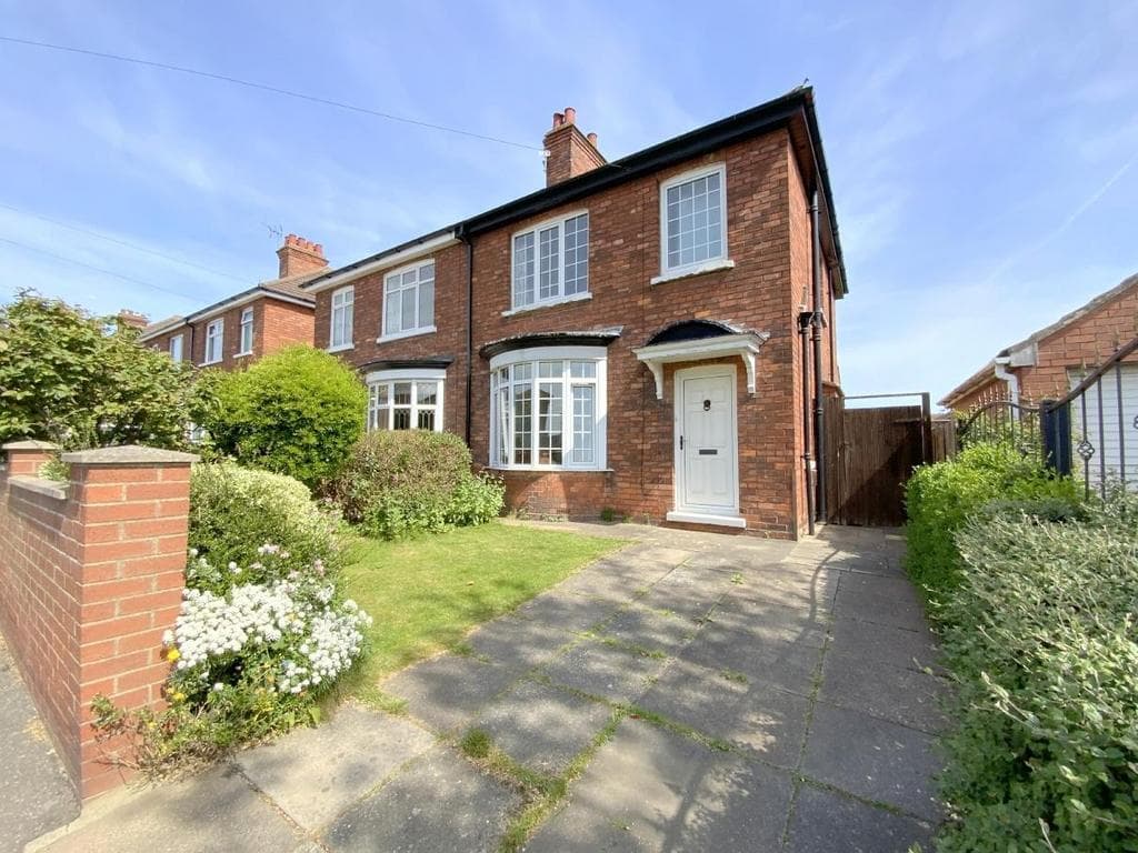 Trinity Road, Cleethorpes - Image 1