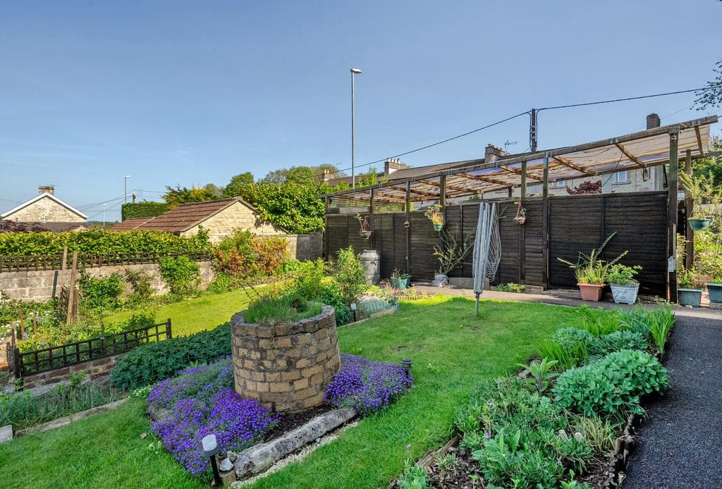 Wells Road, Radstock BA3 - Image 2