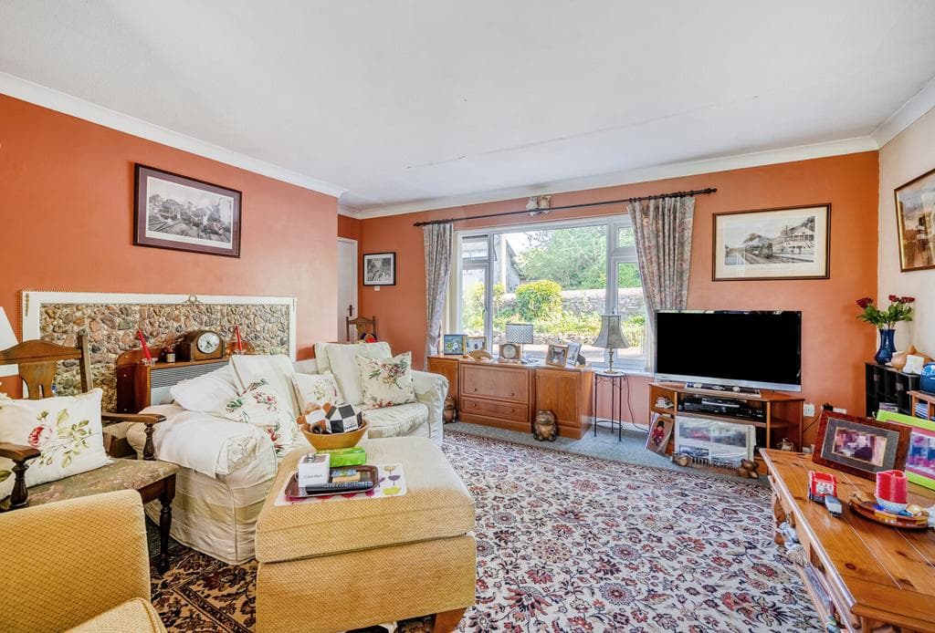 Wells Road, Radstock BA3 - Image 5