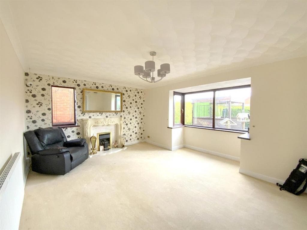 Albatross Drive, Grimsby - Image 3