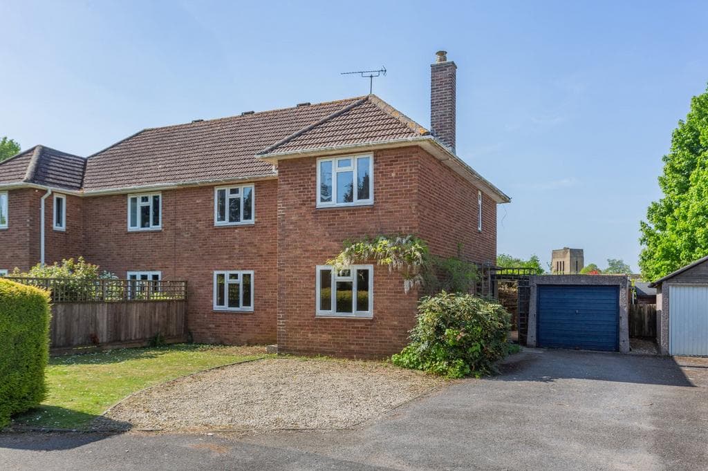View property at The Firs, Kemble, Cirencester, Wiltshire, GL7