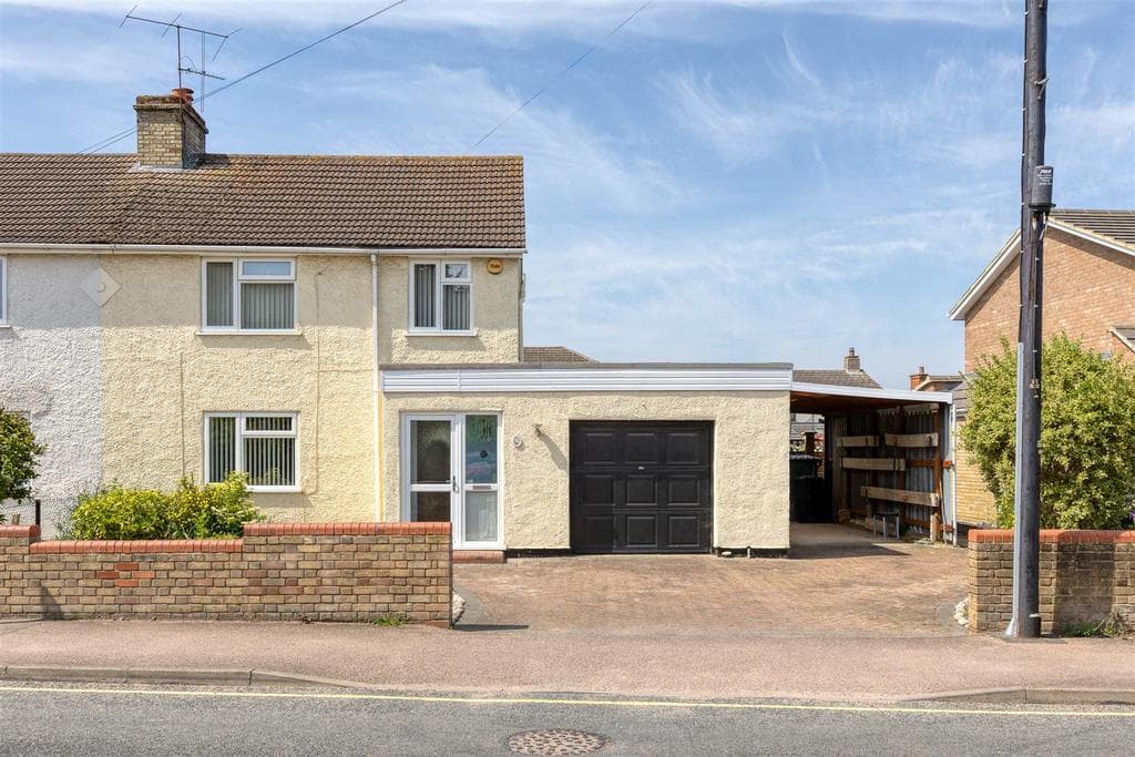 View property at House Lane, Arlesey, SG15 6XU