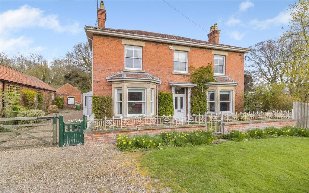 View property at Hall Farmhouse, Market Stainton, Market Rasen, Lincolnshire, LN8