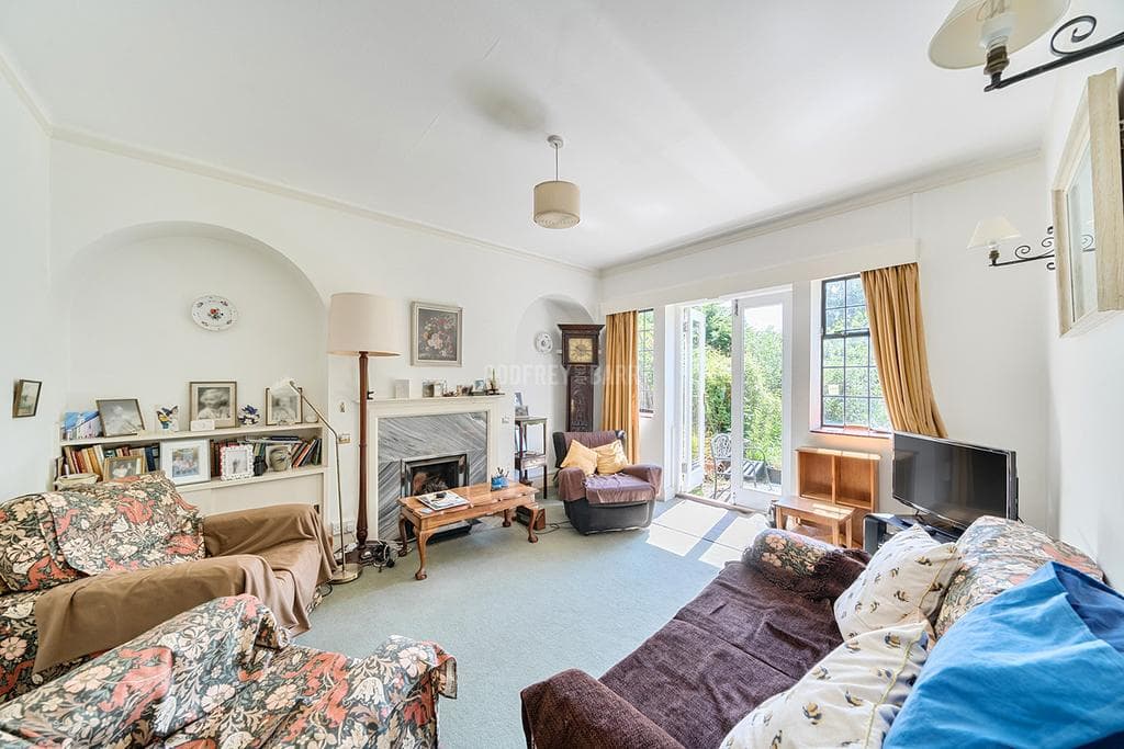 Hampstead Garden Suburb N2 - Image 2