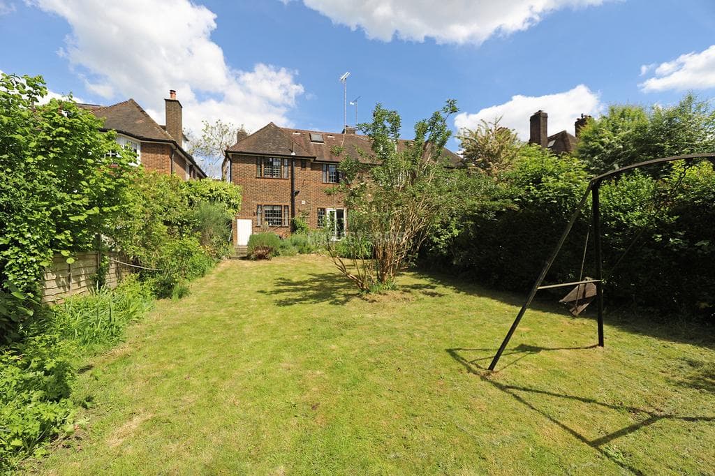Hampstead Garden Suburb N2 - Image 5
