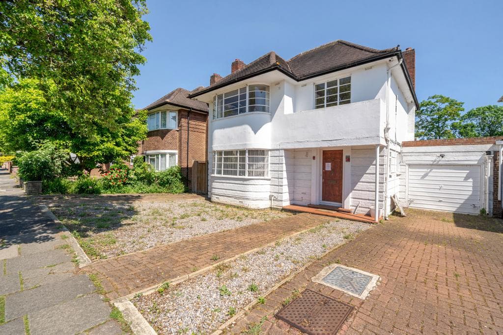 Corringway, London - Image 1