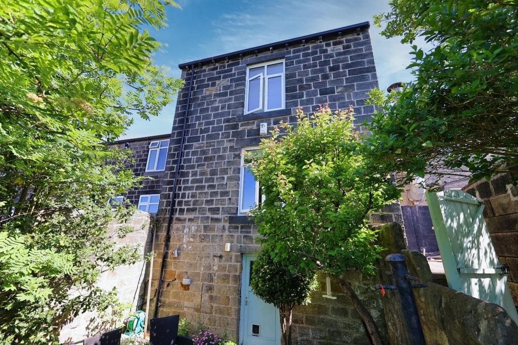 New Road Side, Horsforth, Leeds, West Yorkshire, LS18 - Image 2