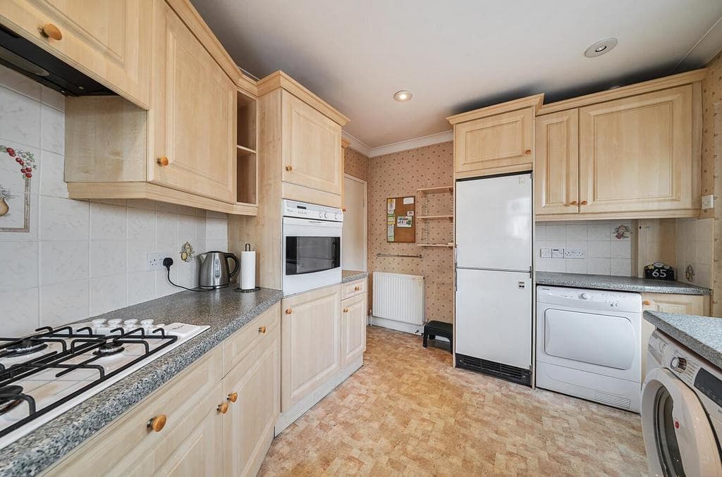Outwood Lane, Horsforth, LS18 - Image 5