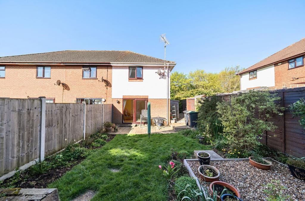 St. James Court, Essex CB10 - Image 2