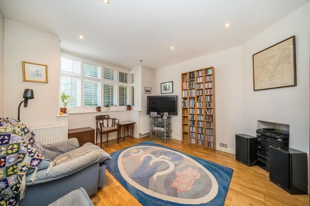 Princes Avenue, Surbiton KT6 - Image 2