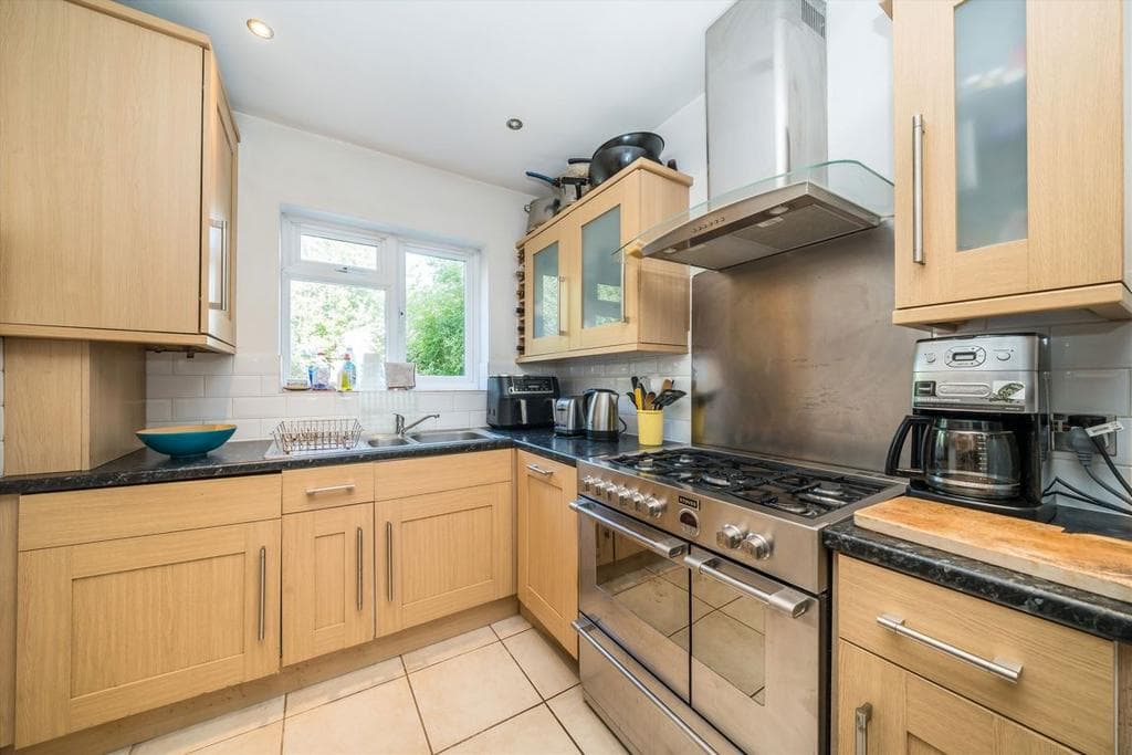Princes Avenue, Surbiton KT6 - Image 3