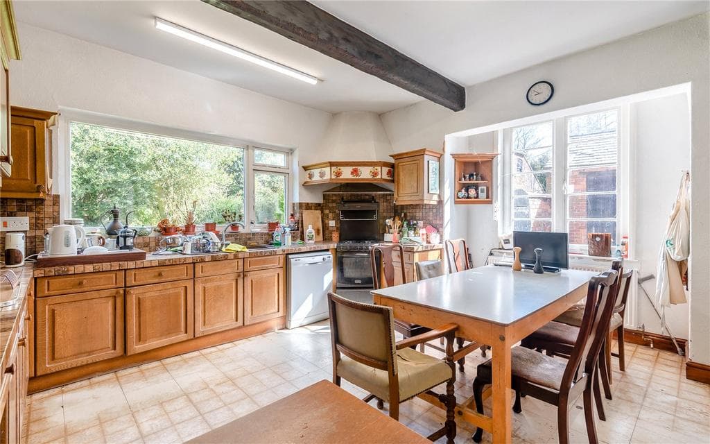 Elmhurst, 47 Crowtree Lane, Louth, Lincolnshire, LN11 - Image 2