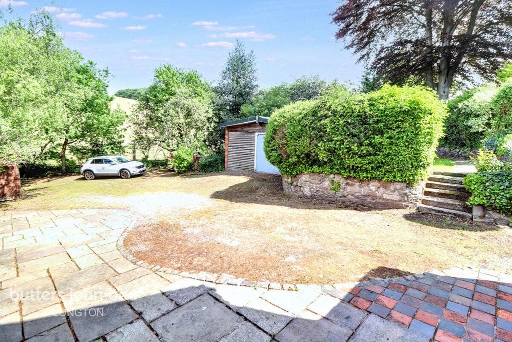 Leadendale Lane, Rough Close - Image 3