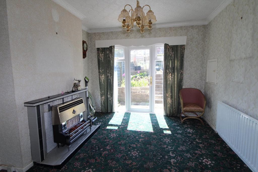 Fell Lane, Keighley, BD22 - Image 5