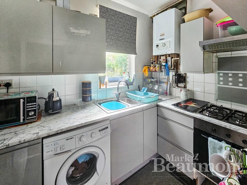 Leahurst Road, London - Image 3