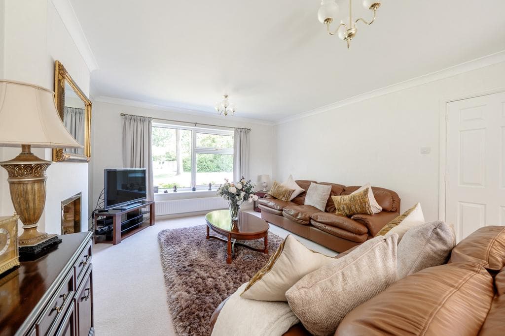 Arden Mhor, Pinner - Image 2