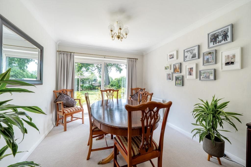 Arden Mhor, Pinner - Image 4
