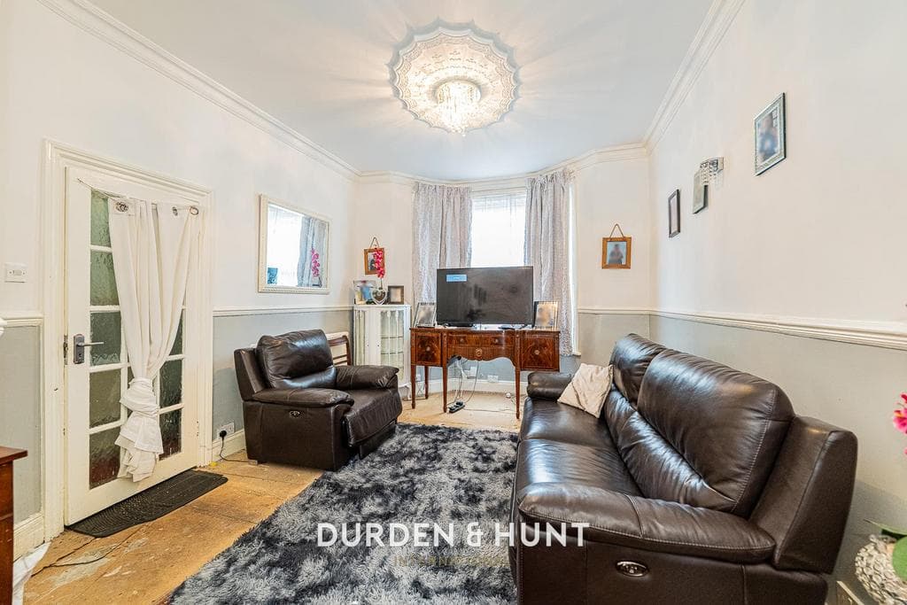 Buckland Road, Leyton E10 - Image 2