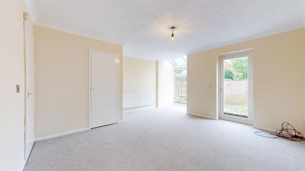 Higgs Court, Loughton - Image 2