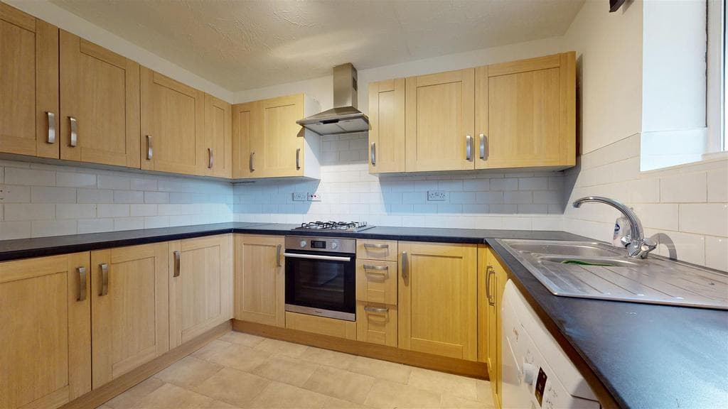 Higgs Court, Loughton - Image 4