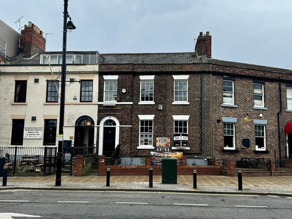 Albion Place, Sunderland, SR1 - Image 1