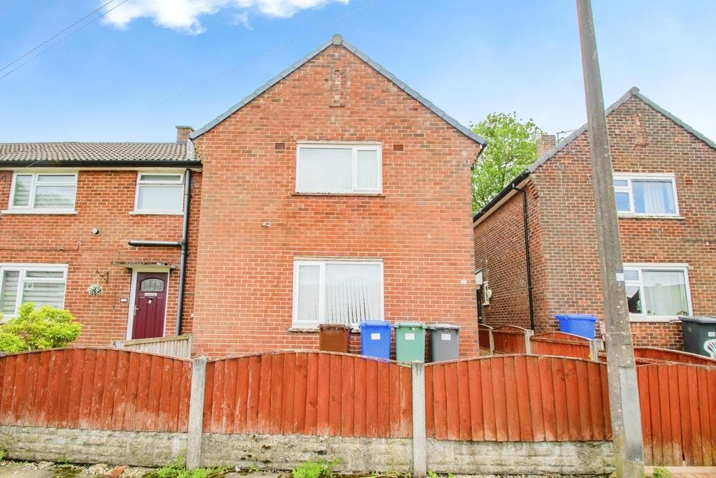 Shakespeare Avenue, Manchester M26 - Image 1