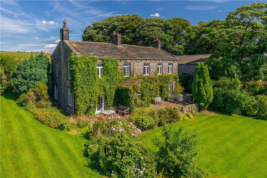 View property at Skipton Road, Silsden, North Yorkshire, BD20