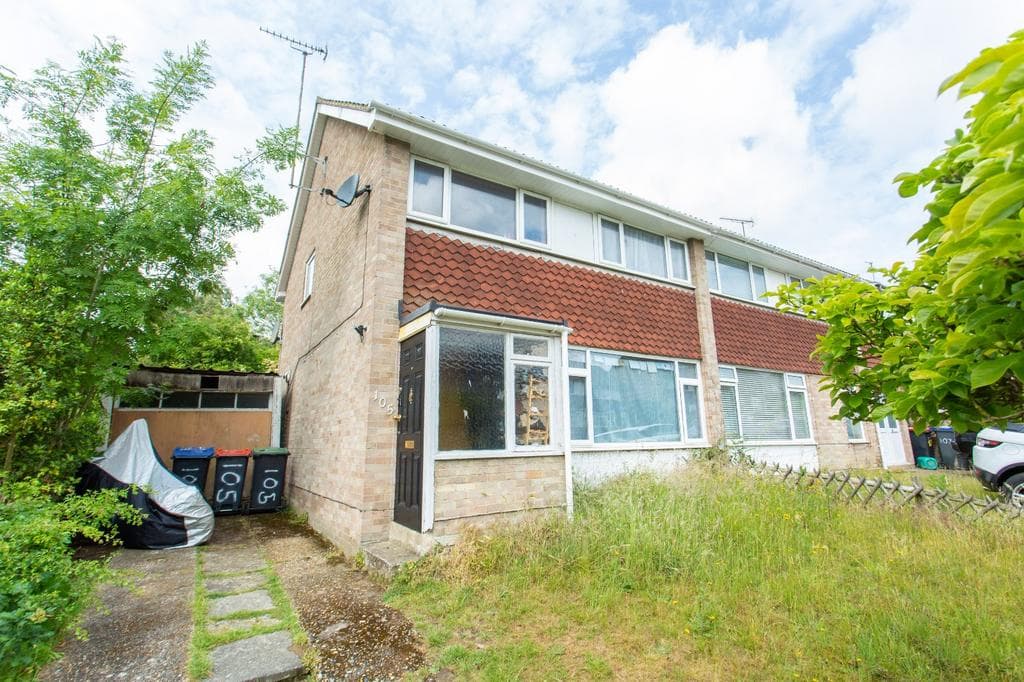 Tenterden Drive, Canterbury, Kent, CT2 - Image 1