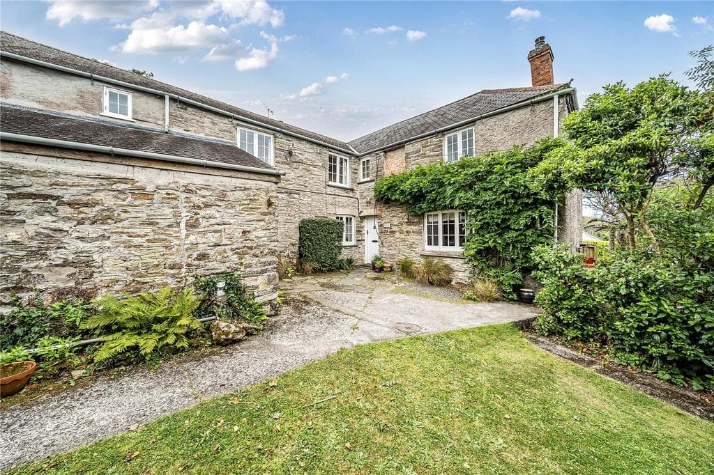 St Mawgan, Newquay, Cornwall, TR8 - Image 1