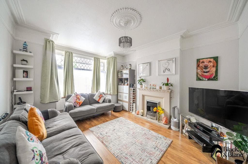 Addiscombe Court Road, Croydon, CR0 - Image 2