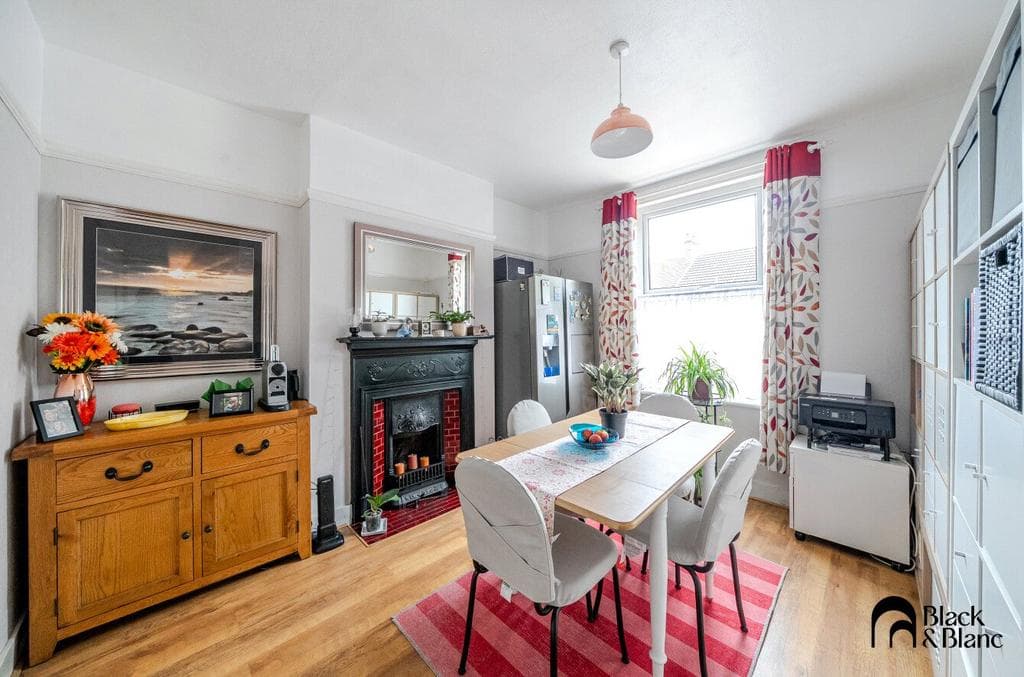 Addiscombe Court Road, Croydon, CR0 - Image 3