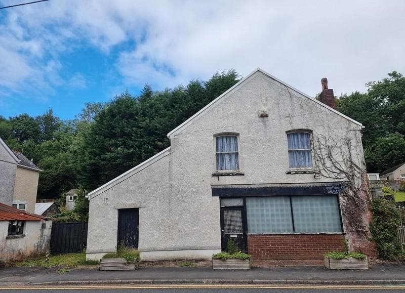View property at Heol Gwys, Upper Cwmtwrch, Swansea.