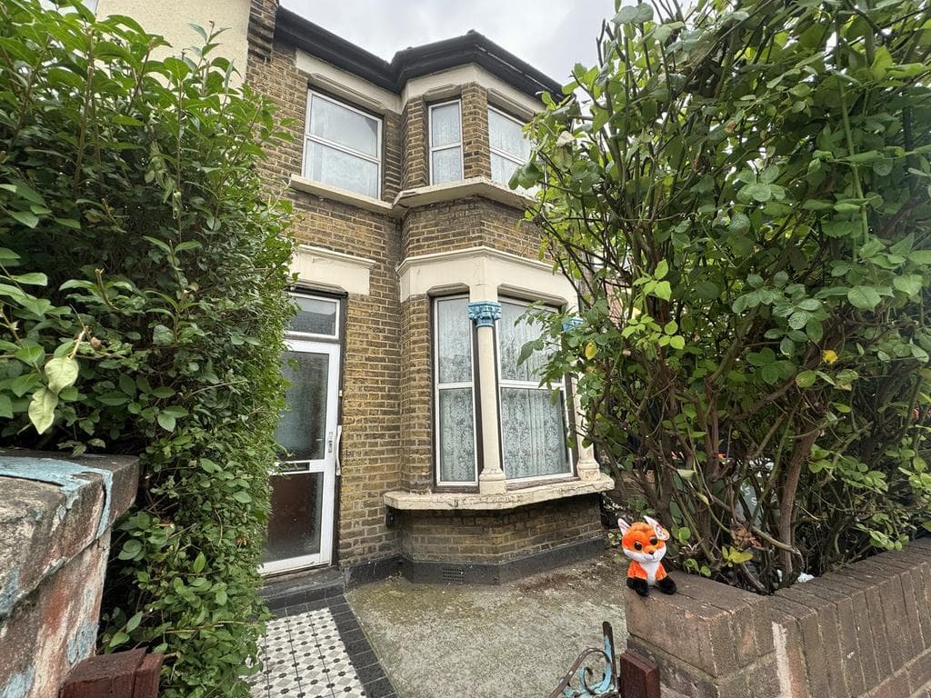Green Street, Upton Park, London, E7 - Image 1