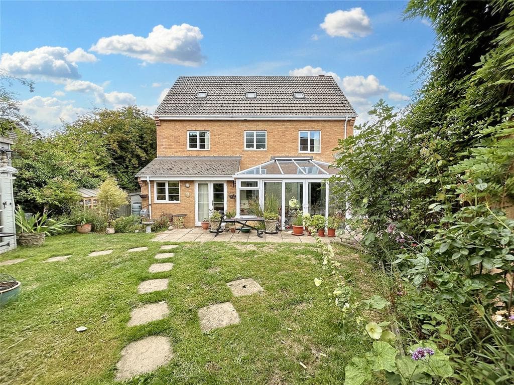 Suffolk Road, Westbury - Image 2