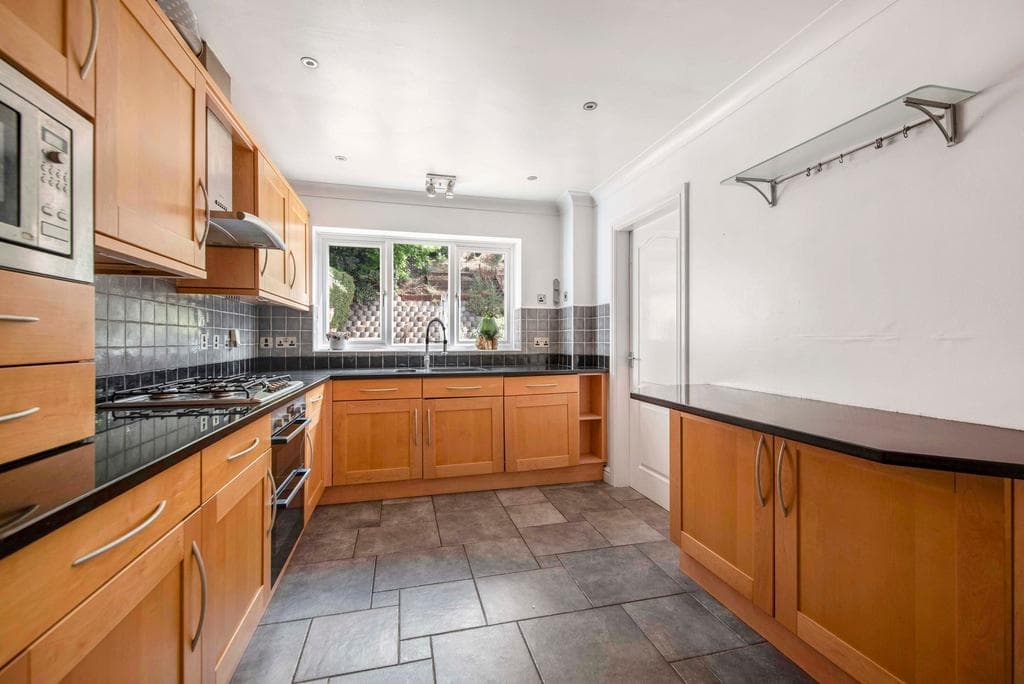 Bridgewater Drive, Wombourne, WV5 - Image 5