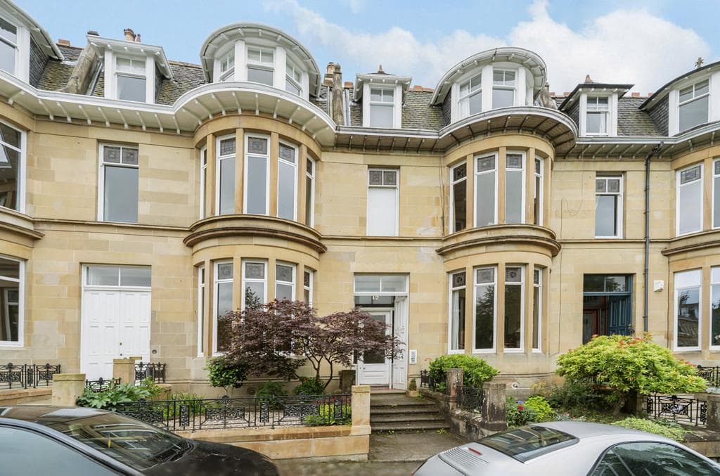 Flat 2, 12 Princes Gardens, Dowanhill, G12 9HR - Image 1