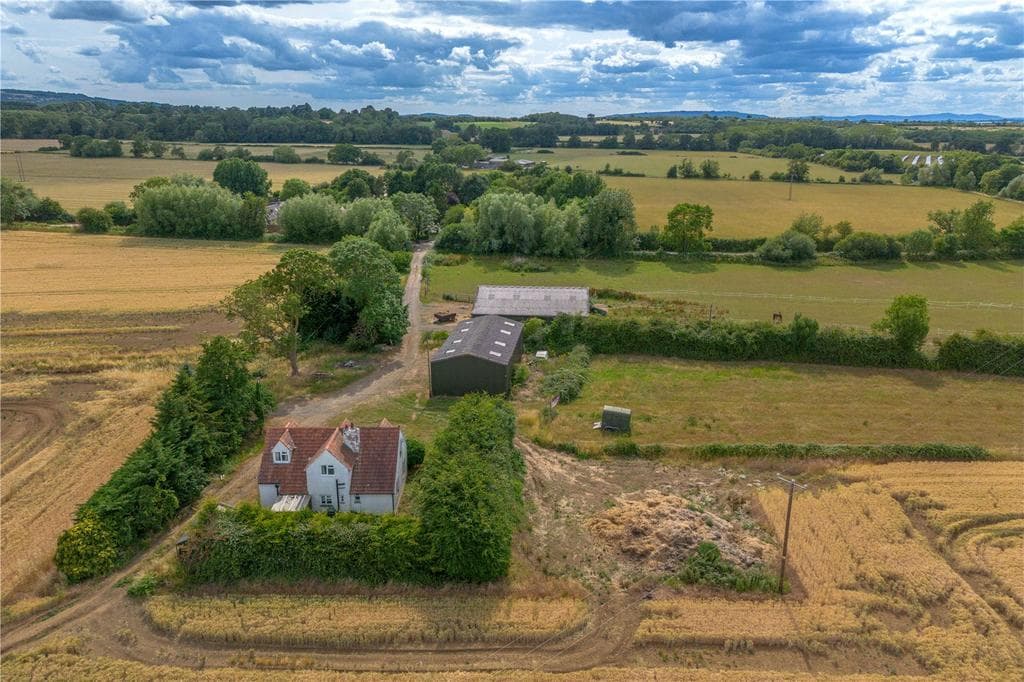 Broad Marston Lane, Mickleton, Chipping Campden, Gloucestershire, GL55 - Image 3