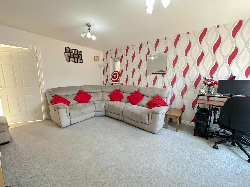 Jonah Drive, Tipton DY4 - Image 5