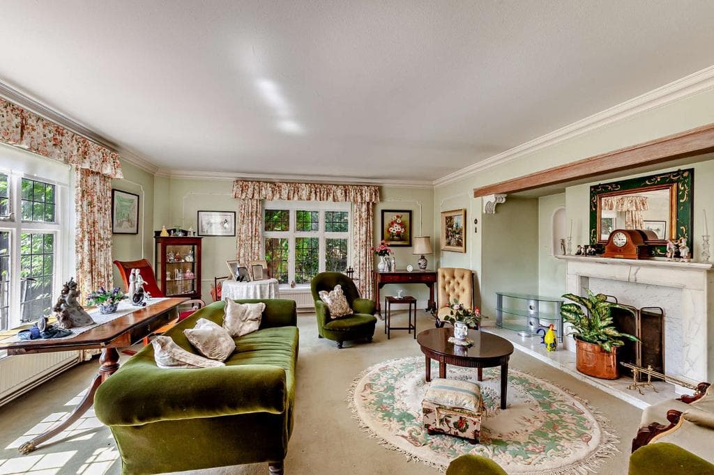 Priests Lane, Shenfield, Brentwood, Essex - Image 2