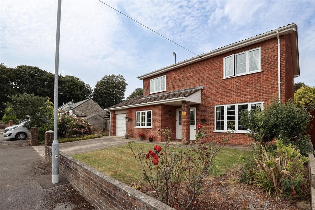 7 Meadow Court, St. Brides Major, Vale of Glamorgan, CF32 0SW - Image 1