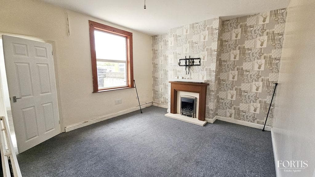 Nash Road, Newport, NP19 - Image 3