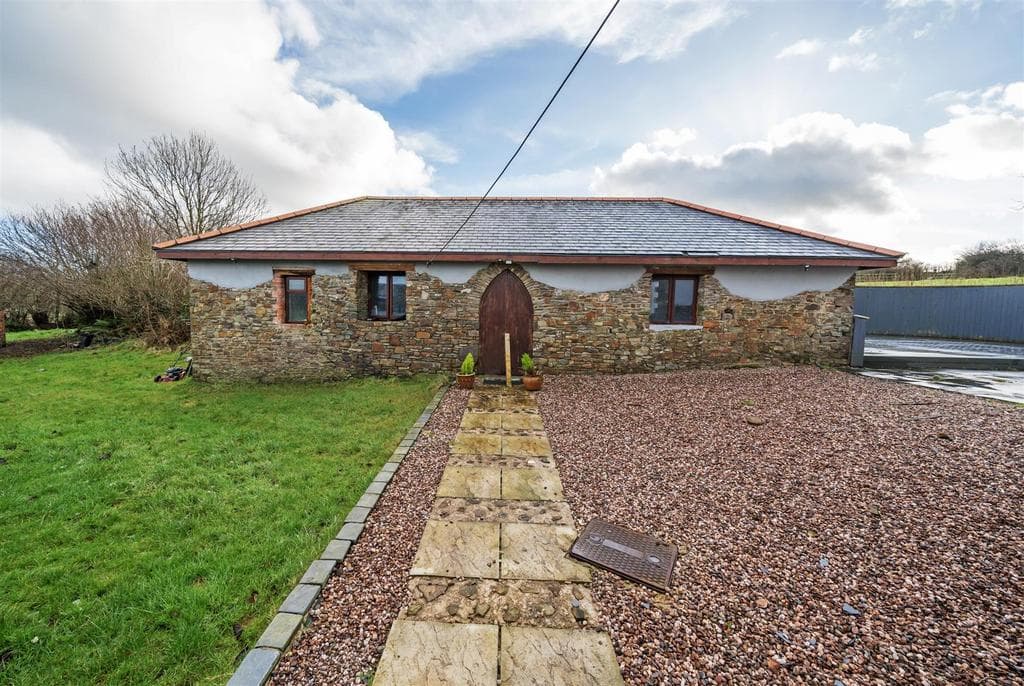 Langtree, Torrington - Image 2