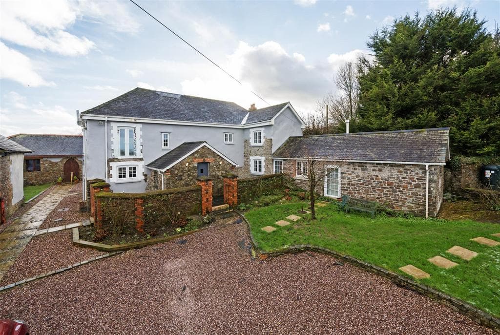 Langtree, Torrington - Image 3