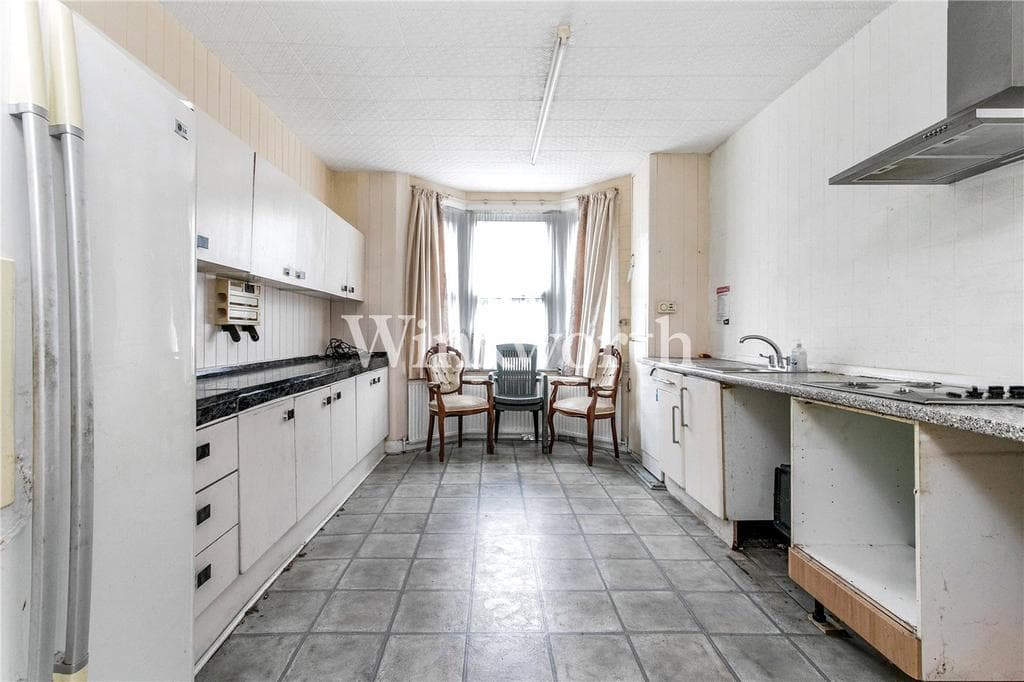 Boundary Road, London, N22 - Image 3