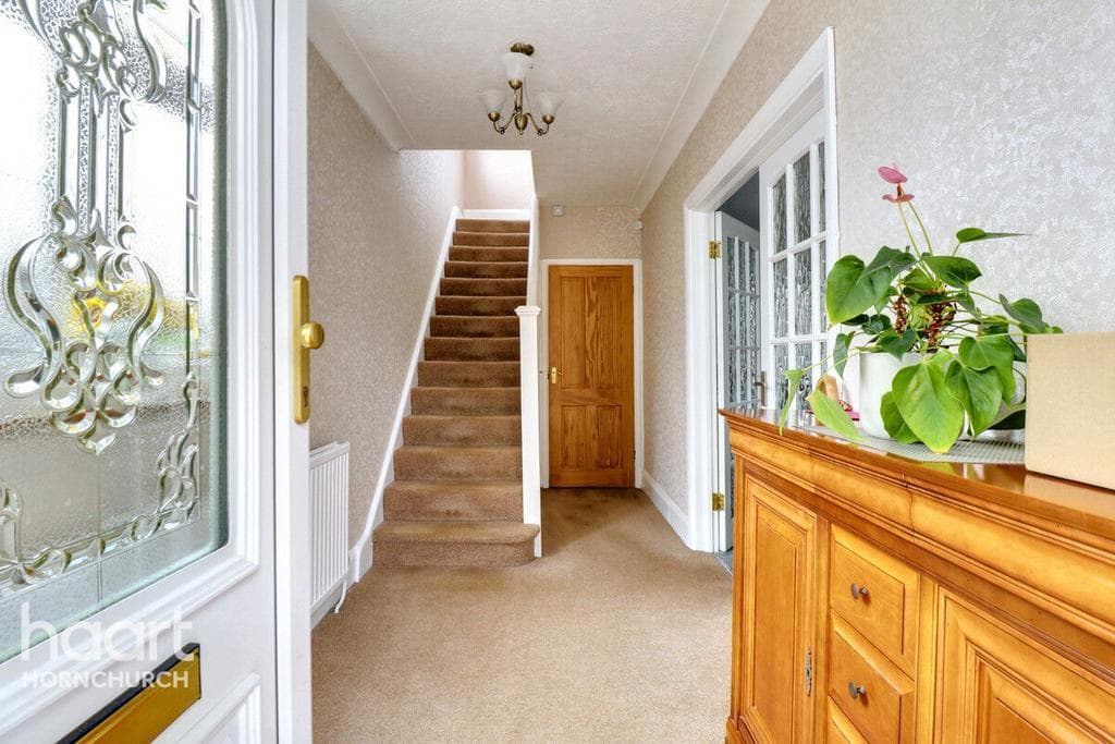Osborne Road, HORNCHURCH - Image 1