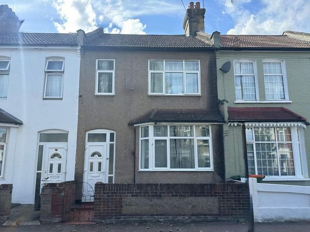 Northfield Road, London, E6 - Image 1